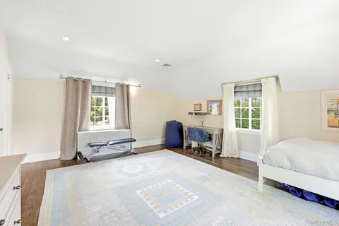 $1,800,000 | 14 Overhill Road, New Rochelle, NY 10804