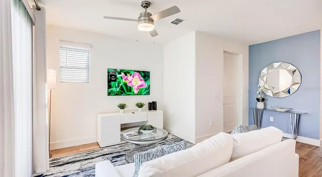 $2,700 | 8044 Gulfstream Court, Unit JADE, Lakewood Ranch, FL 34202