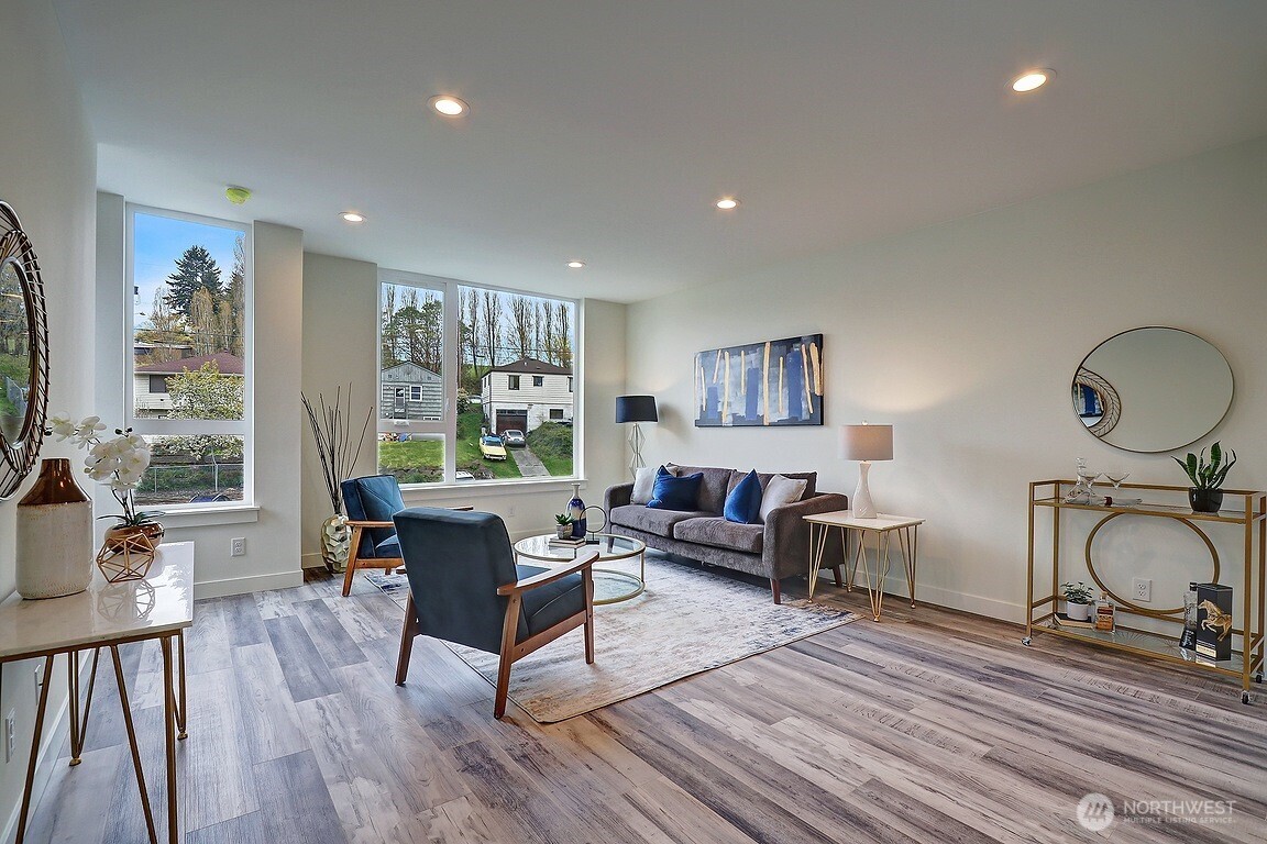 1467 South Columbian Way Seattle, WA 98144 - Photo 5 of 25 Gallery Image 5