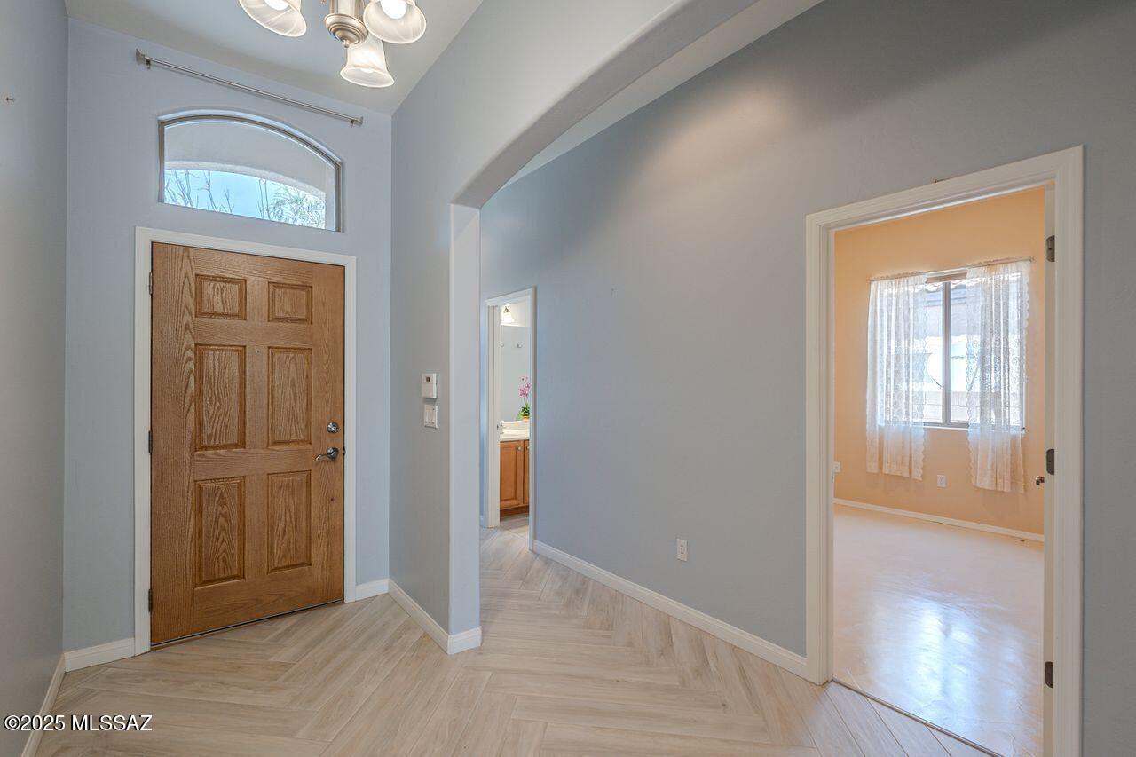 15114 North Rugged Lark Drive Tucson, AZ 85739 - Photo 5 of 49
