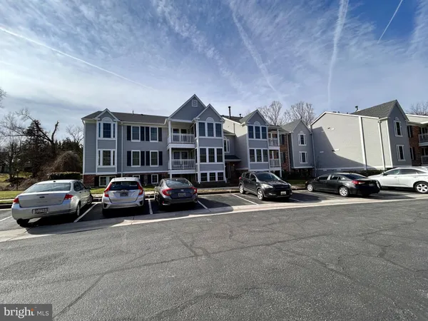 $200,000 | 1422 Greenbriar Circle, Unit 41422, Baltimore, MD 21208