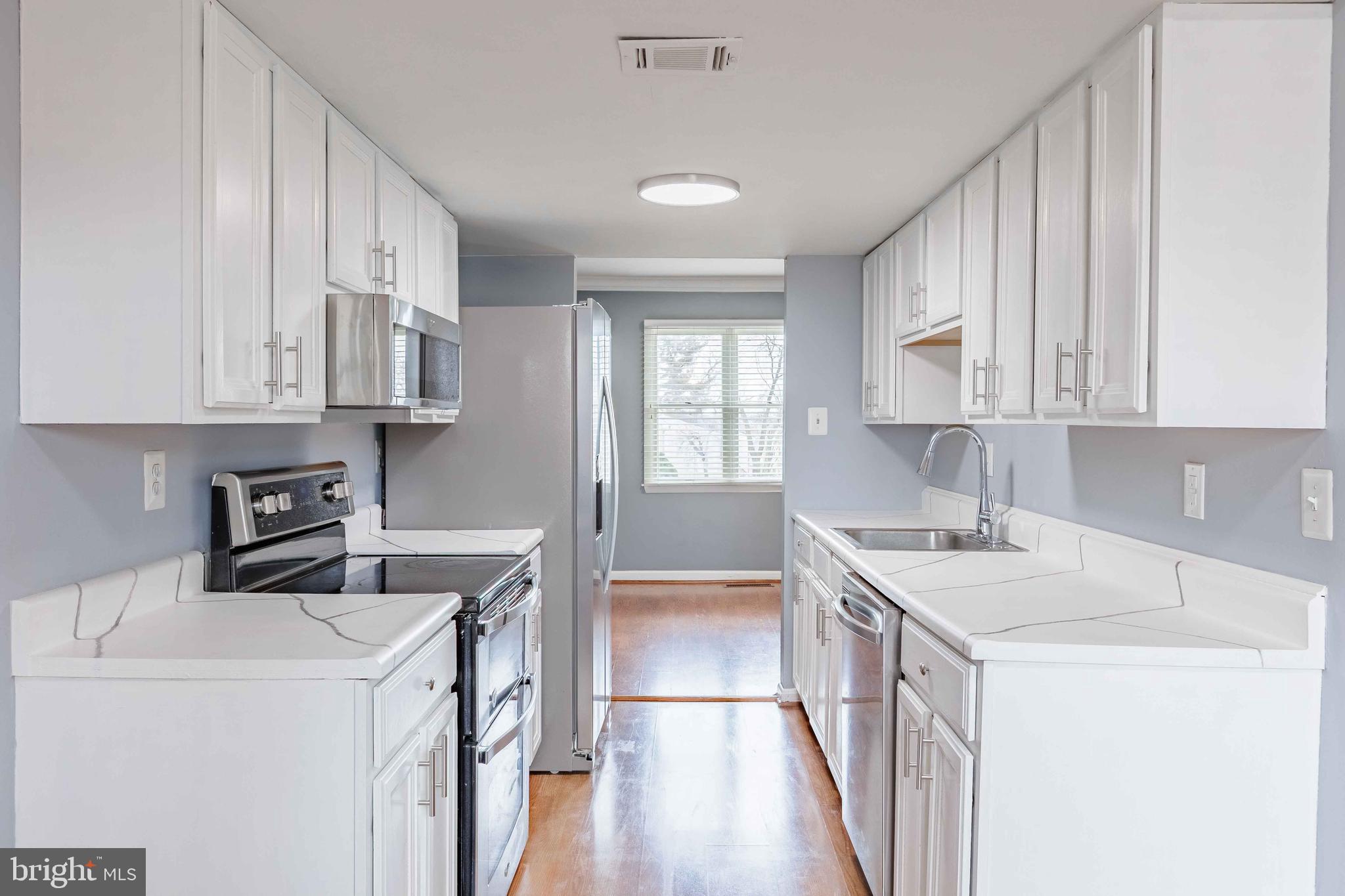 8731 Inquiry Court Walkersville, MD 21793 - Photo 6 of 44 Kitchen