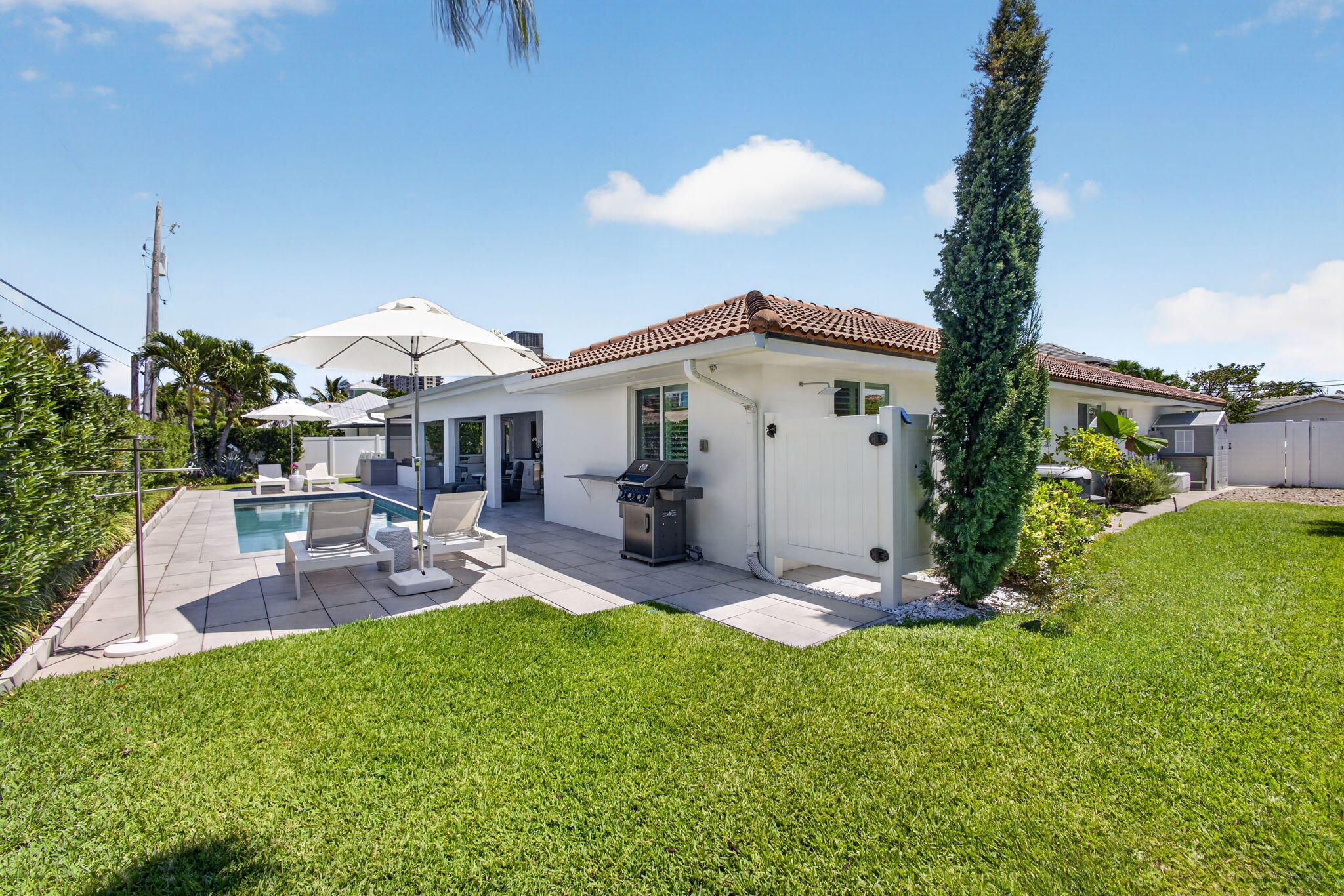 1160 Coral Way Singer Island, FL 33404 - Photo 53 of 62 69-web-or-mls-5D1A0886