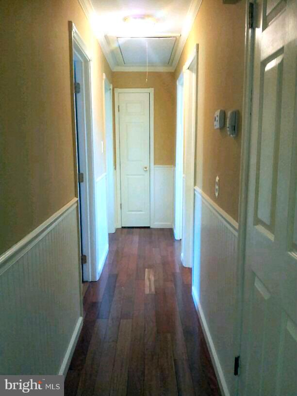 10 Tulip Drive Conowingo, MD 21918 - Photo 21 of 29 a view of a hallway with wooden floor