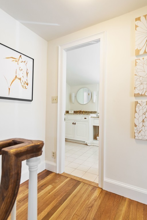 77 Locksley Road Lynnfield, MA 01940 - Photo 18 of 30 Gallery Image 18