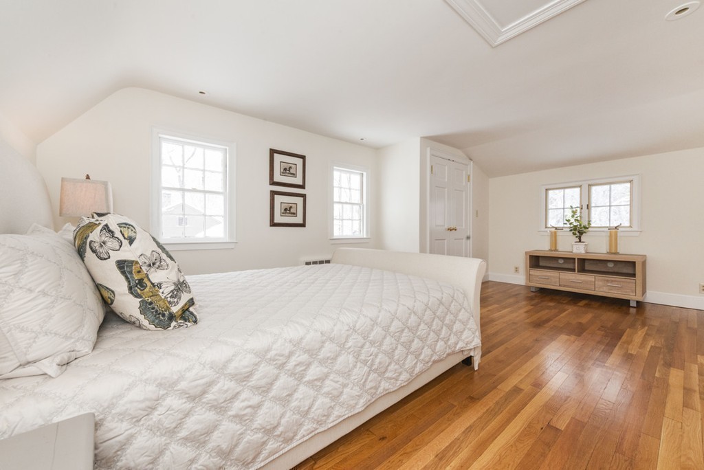 77 Locksley Road Lynnfield, MA 01940 - Photo 20 of 30 Gallery Image 20