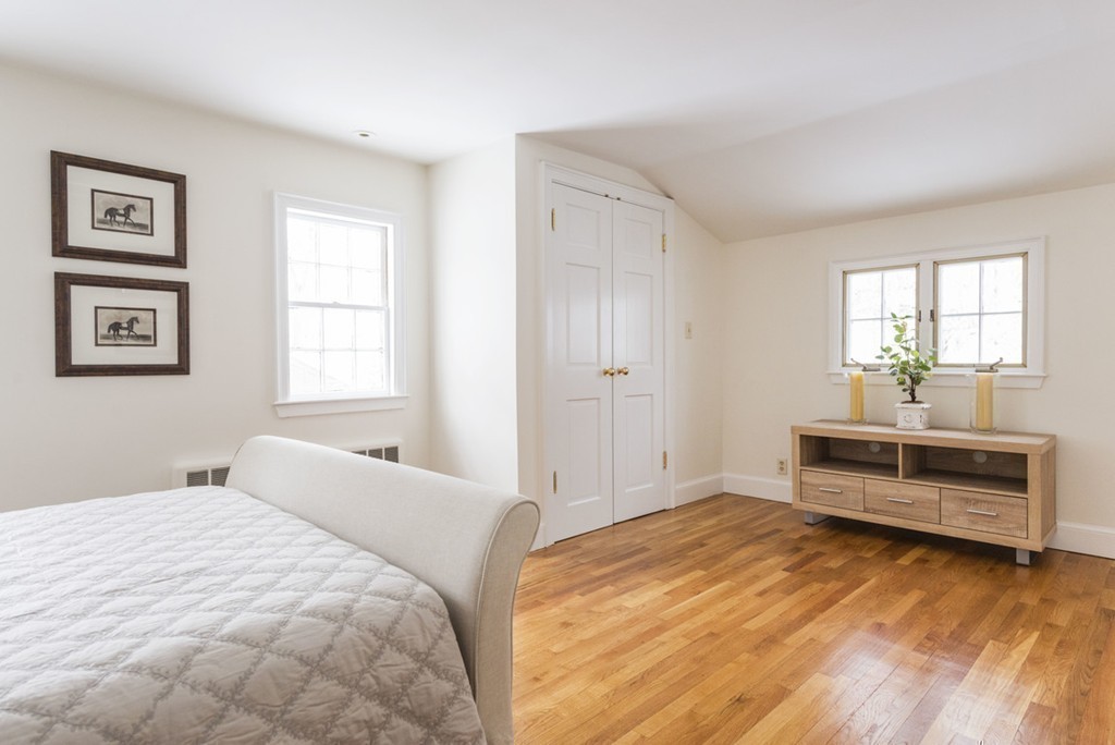 77 Locksley Road Lynnfield, MA 01940 - Photo 21 of 30 Gallery Image 21
