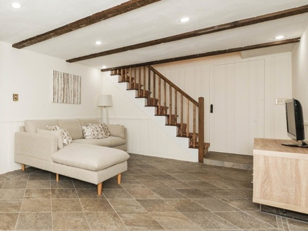 77 Locksley Road Lynnfield, MA 01940 - Photo 28 of 30 Gallery Image 28