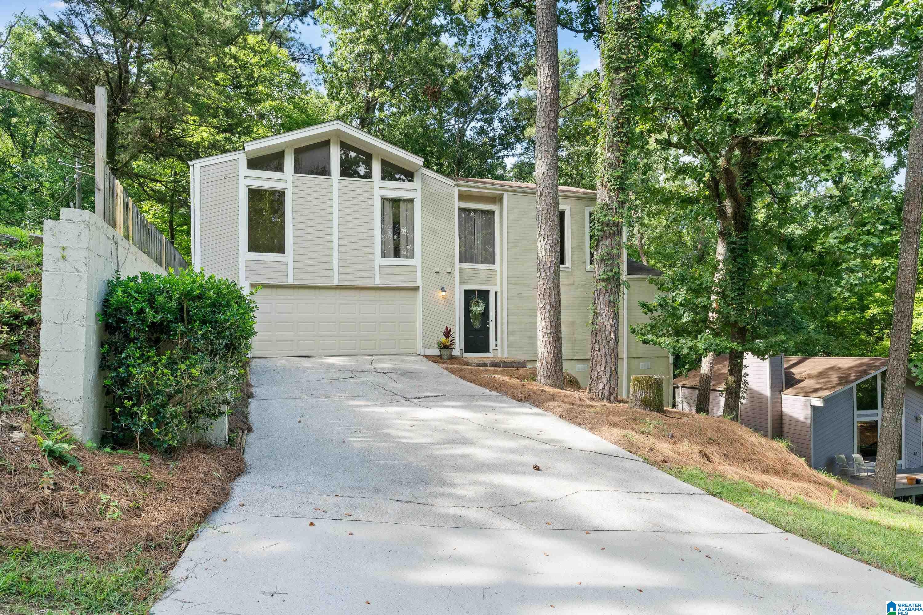 4760 Wine Ridge Lane Birmingham, AL 35244 - Photo 2 of 29