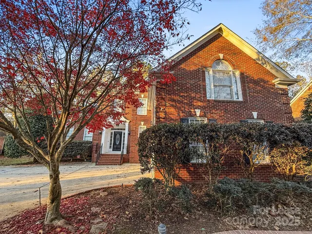 $3,695 | 11931 Overlook Mountain Drive, Charlotte, NC 28216