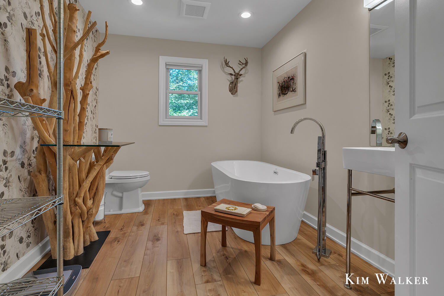 5813 Hunters Ridge Fennville, MI 49408 - Photo 19 of 34 23-5813-hunters-ridge-upper-bathroom-01