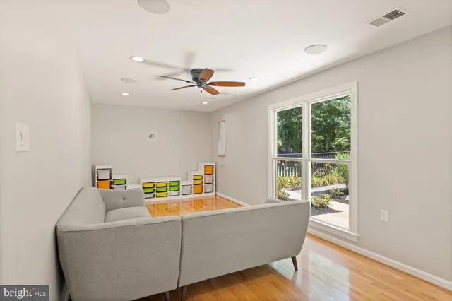 $749,000 | 35159 Rosecroft Lane, Middleburg, VA 20117