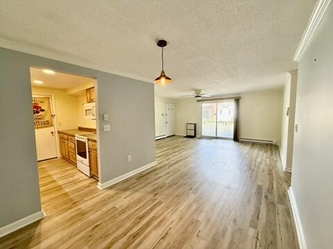 5 Academy Place, Unit 57 Saco, ME 04072 - Photo 13 of 33 F707B3AD-58FD-49C7-9F95-3C0D5EFD91B8_4_5