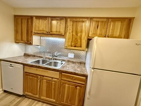 5 Academy Place, Unit 57 Saco, ME 04072 - Photo 22 of 33 56685290-A6D2-48C2-B22C-C8486C32DE48_4_5