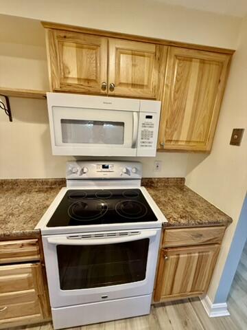 5 Academy Place, Unit 57 Saco, ME 04072 - Photo 26 of 33 45D591CE-57C4-4CAD-937B-4C7ABEB26DF8_4_5