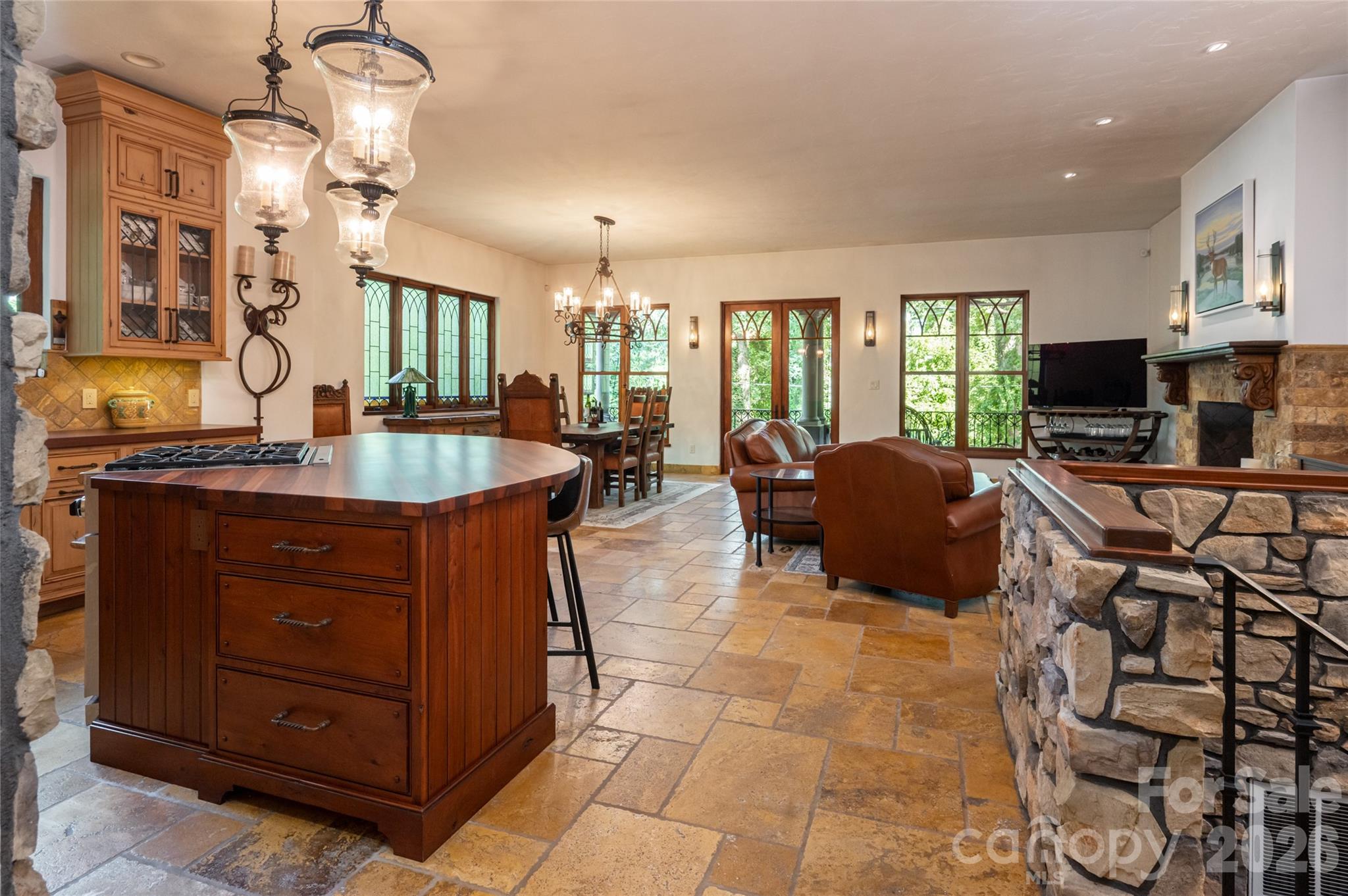 18 Woodlink Road Asheville, NC 28801 - Photo 2 of 41 Gallery Image 2