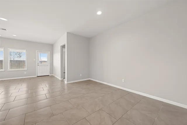 $2,390 | 7558 Highland Chase Drive, Richmond, TX 77407