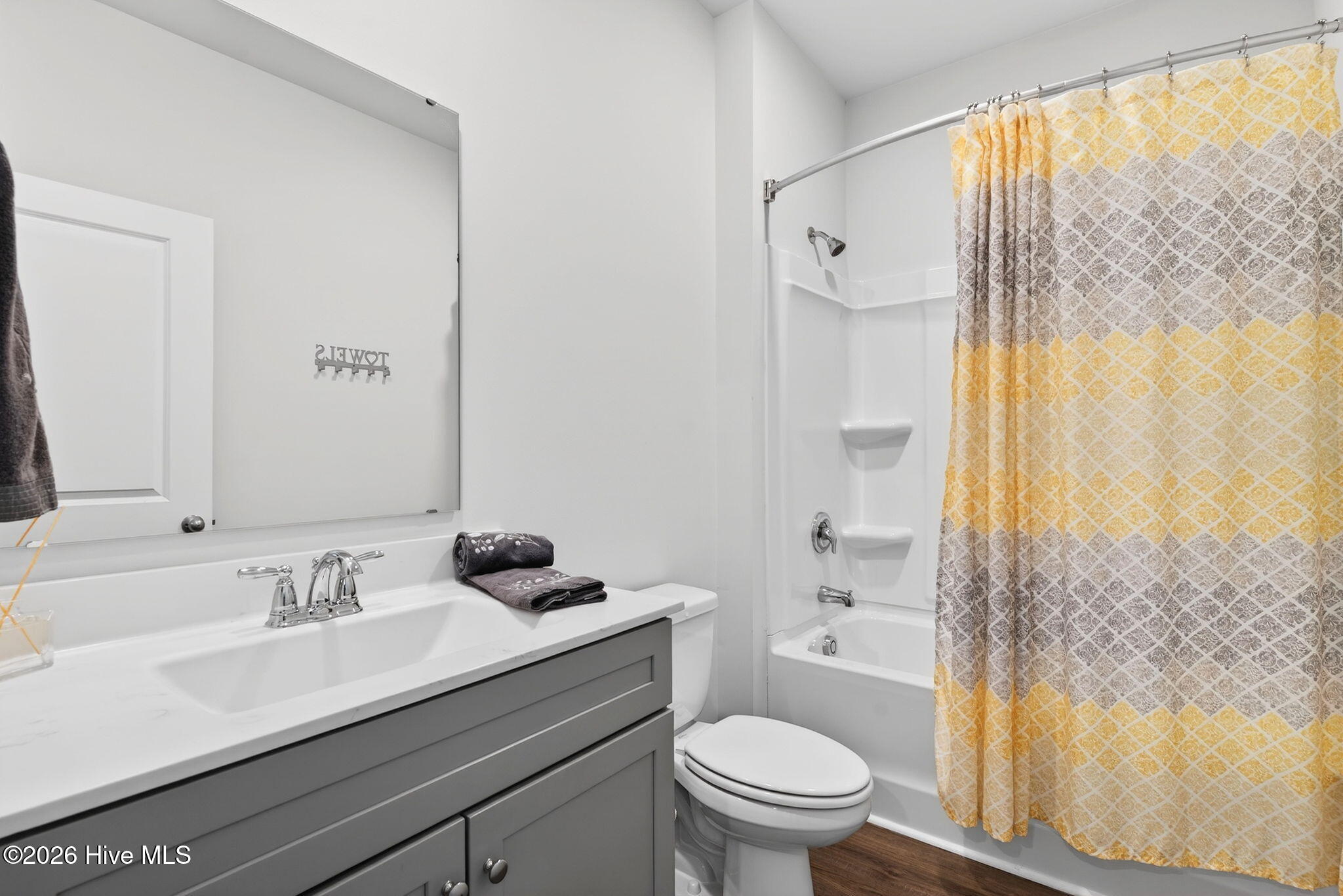 1108 Burled Oak Ridge Loop Southeast, Unit LOT 40 Bolivia, NC 28422 - Photo 25 of 46 2nd full bath shower/tub combo