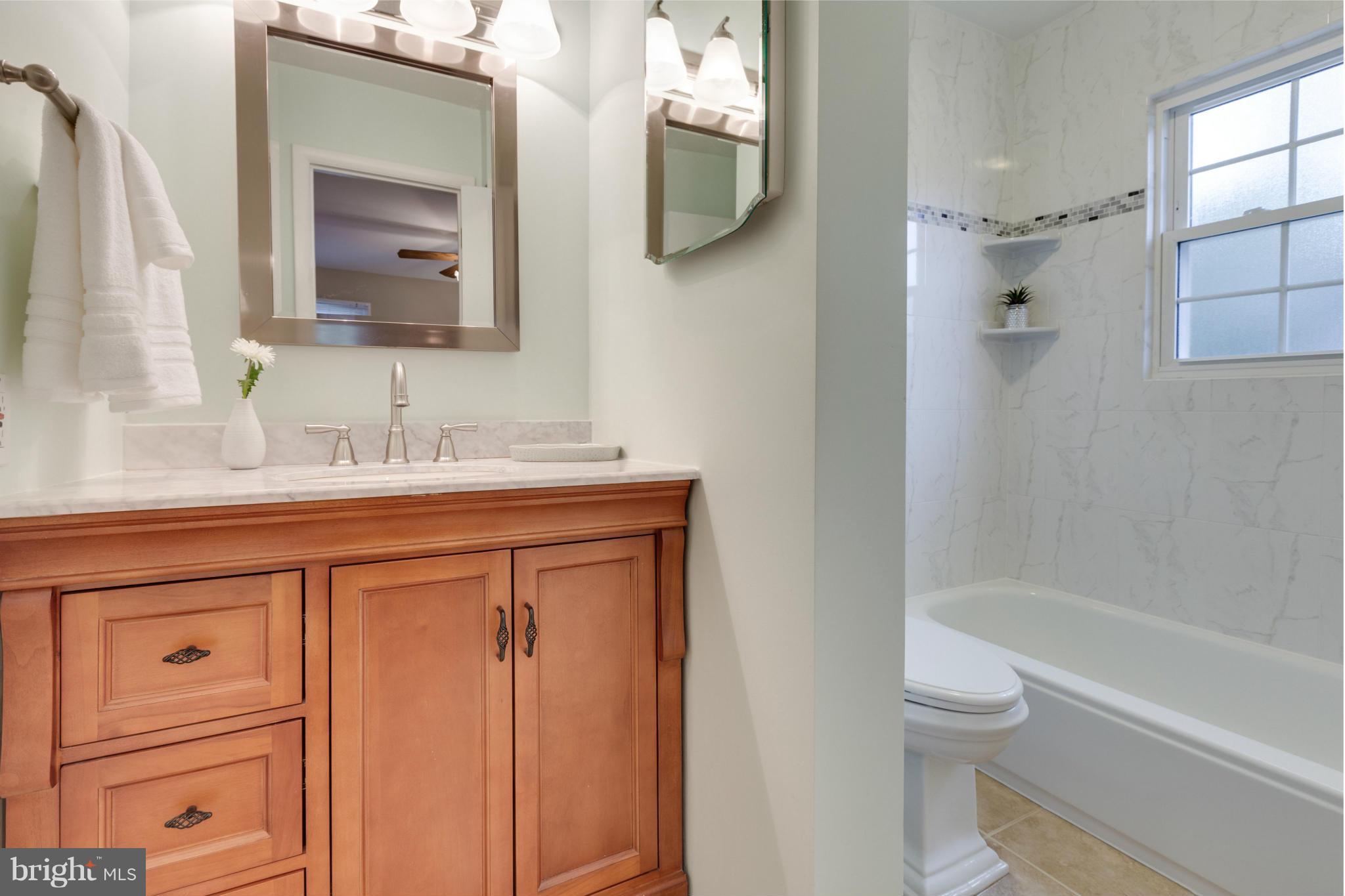5613 Ashfield Road Alexandria, VA 22315 - Photo 20 of 30 Bath upper level