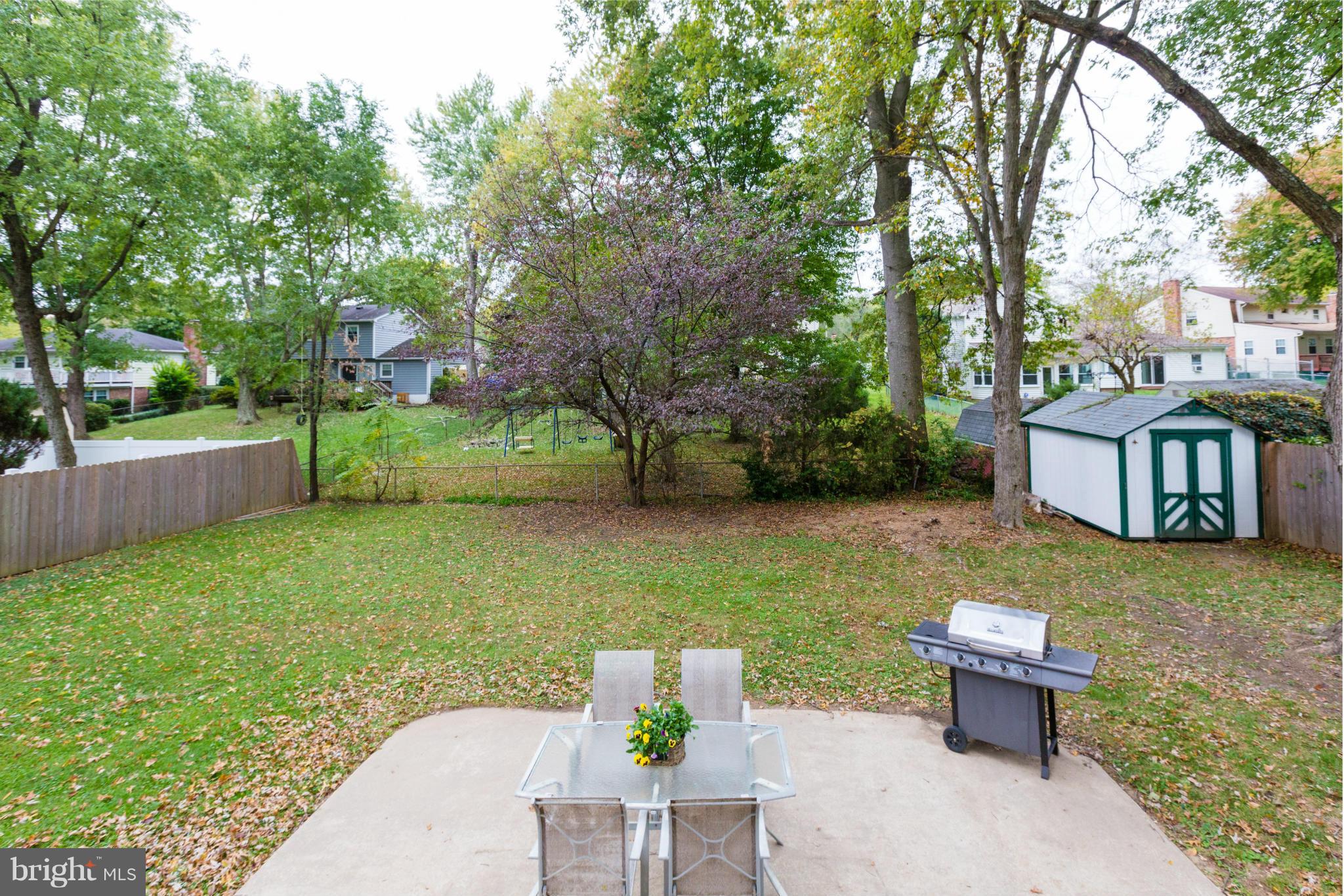5613 Ashfield Road Alexandria, VA 22315 - Photo 30 of 30 Big fully fenced flat rear yard