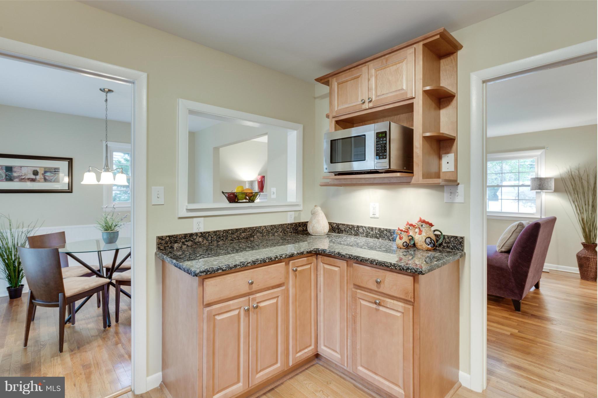 5613 Ashfield Road Alexandria, VA 22315 - Photo 10 of 30 Kitchen