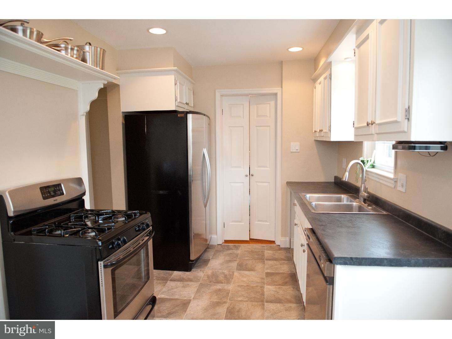 20 Kent Road Cherry Hill, NJ 08002 - Photo 6 of 20