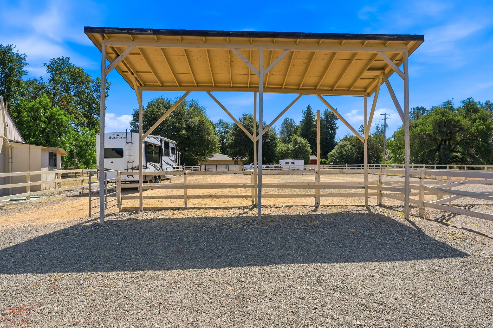 5521 Churn Creek Road Redding, CA 96002 - Photo 31 of 44 Carport