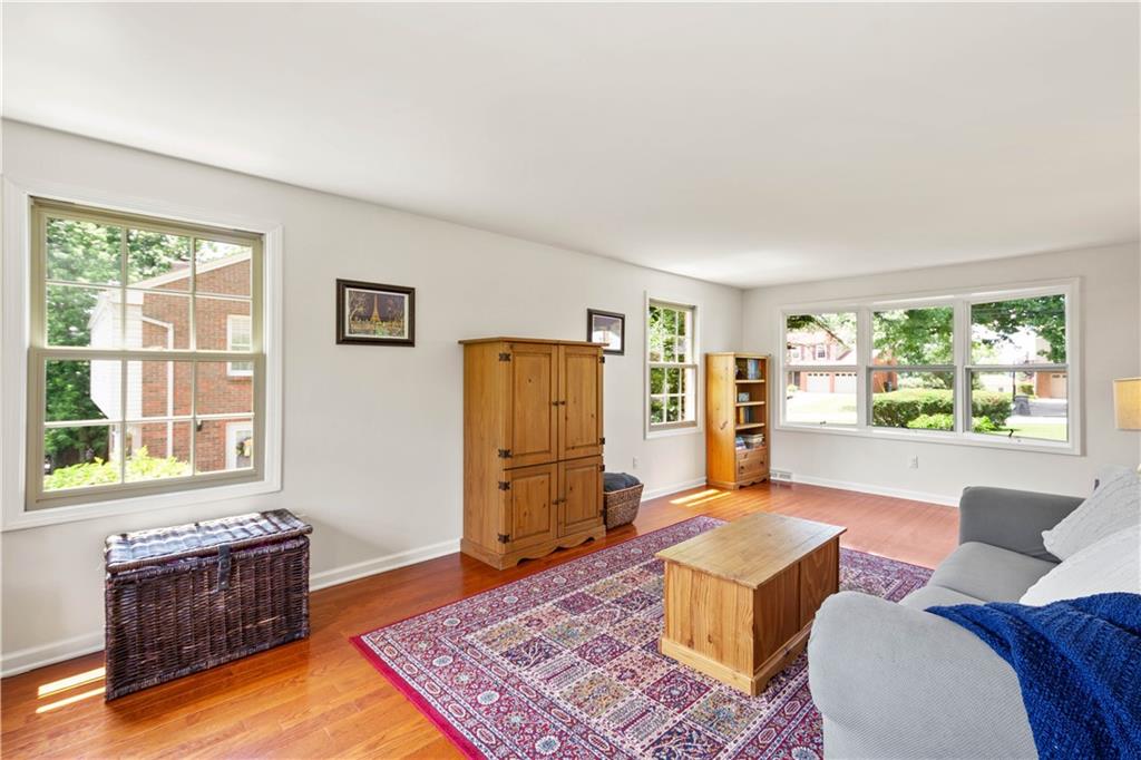 1300 Rolling Meadow Road Pittsburgh, PA 15241 - Photo 8 of 25 Gallery Image 8
