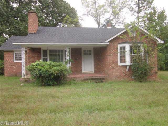130 North Edgewood Road Eden, NC 27288 - Photo 1 of 16 Exterior Front. ROOF IS FAIRLY NEW!