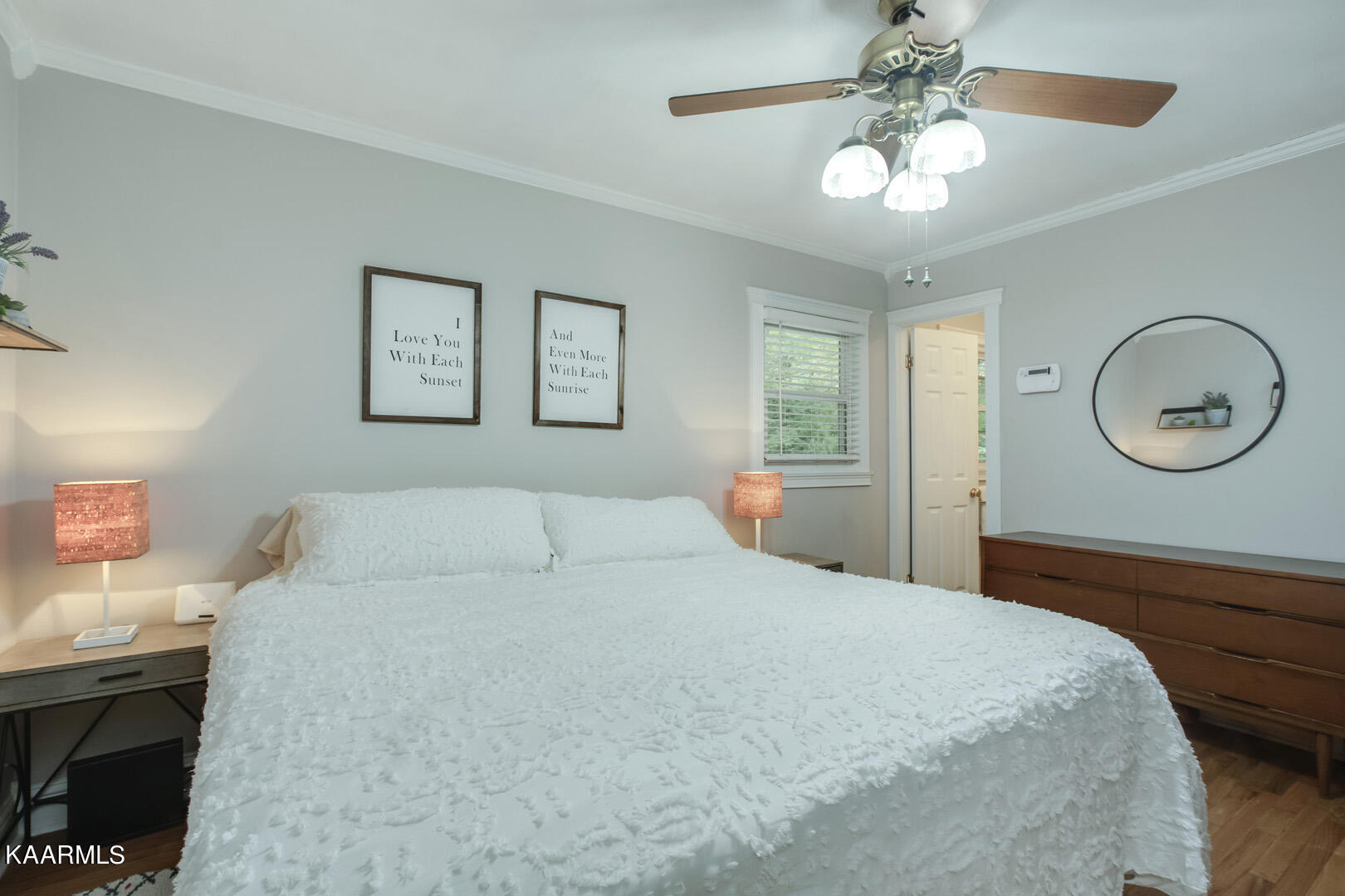 202 Hillside Road Oak Ridge, TN 37830 - Photo 22 of 52 22_HillsideRoad_202_MasterBedroom02