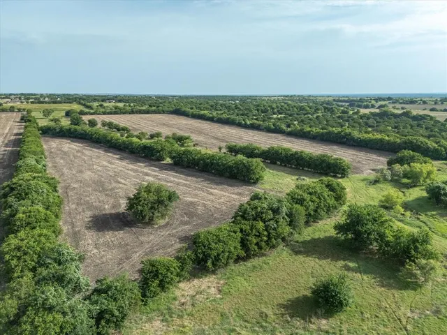 $877,500 | 3506 County Road 1106, Rio Vista, TX 76093