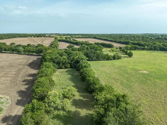 $877,500 | 3506 County Road 1106, Rio Vista, TX 76093