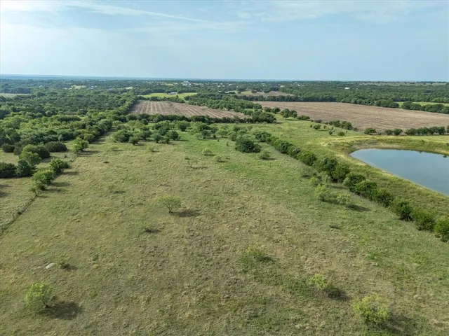 $877,500 | 3506 County Road 1106, Rio Vista, TX 76093