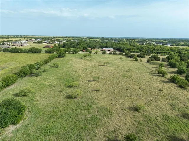 $877,500 | 3506 County Road 1106, Rio Vista, TX 76093