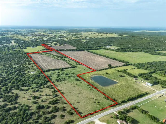 $877,500 | 3506 County Road 1106, Rio Vista, TX 76093