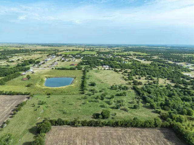 $877,500 | 3506 County Road 1106, Rio Vista, TX 76093