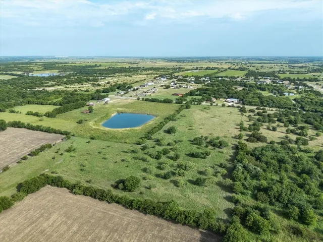 $877,500 | 3506 County Road 1106, Rio Vista, TX 76093