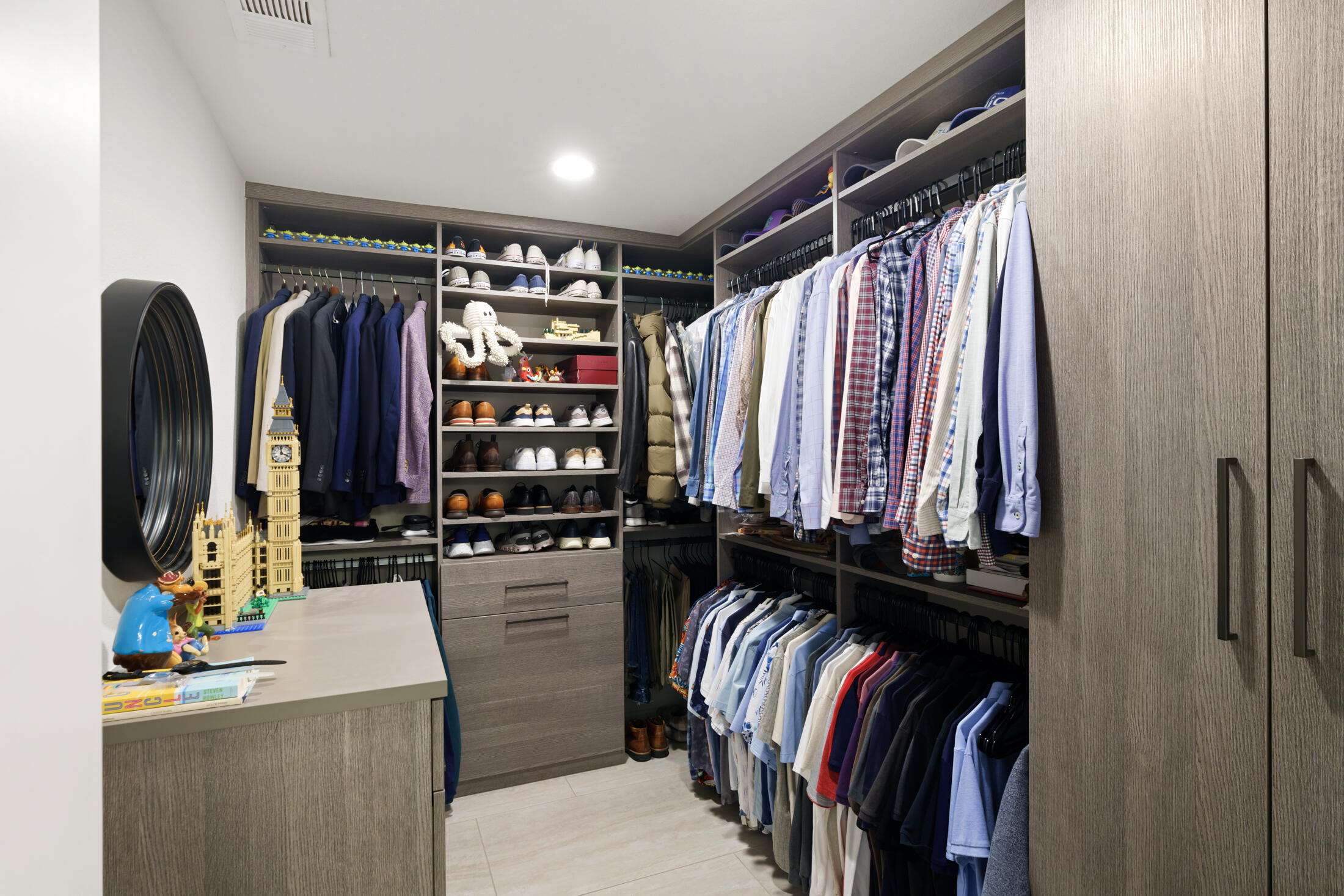 71407 Biskra Road Rancho Mirage, CA 92270 - Photo 29 of 70 Primary Closet 1