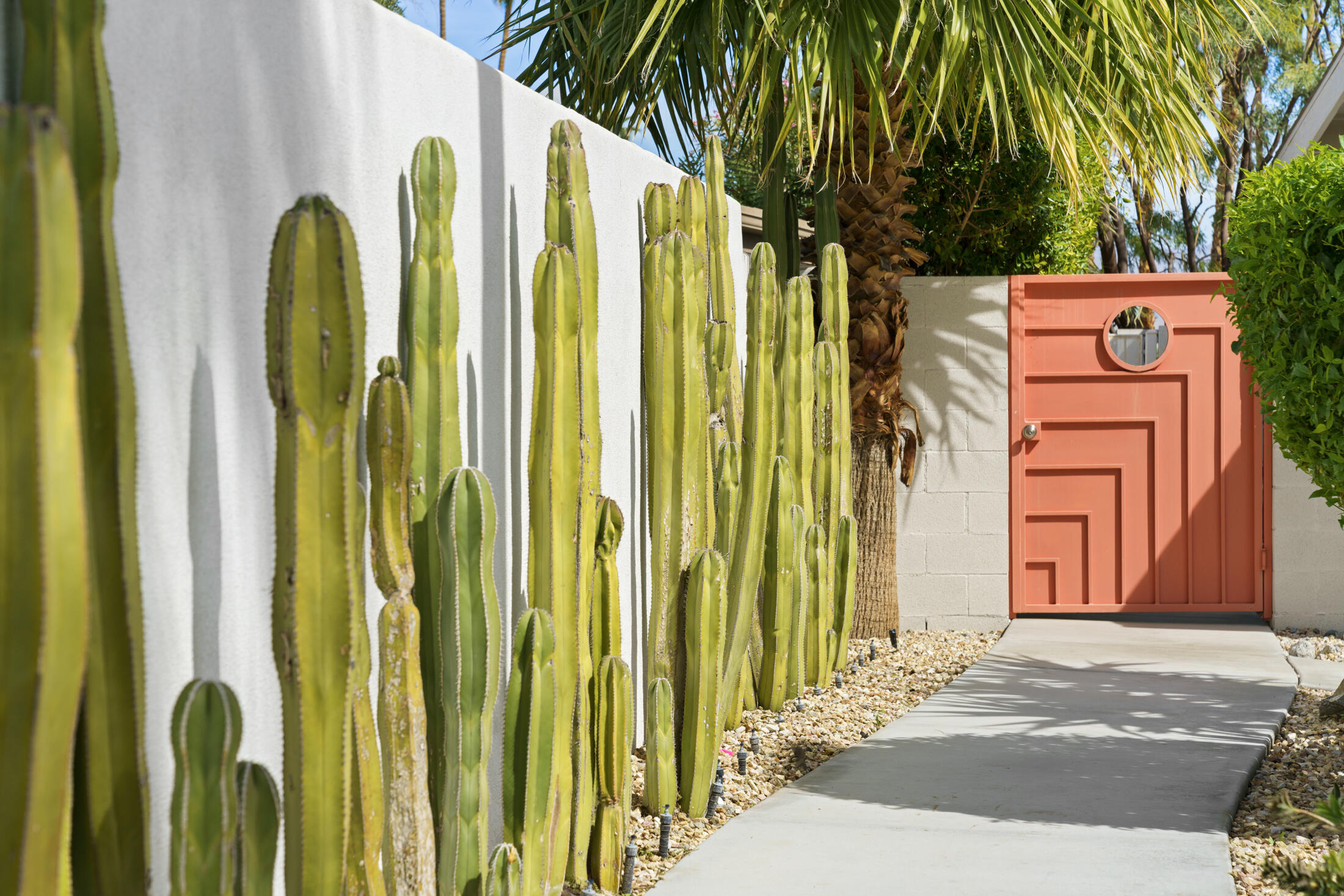 71407 Biskra Road Rancho Mirage, CA 92270 - Photo 57 of 70 Backyard Entry