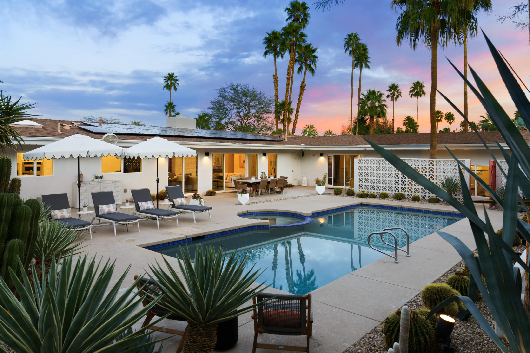 71407 Biskra Road Rancho Mirage, CA 92270 - Photo 69 of 70 Twilight Backyard