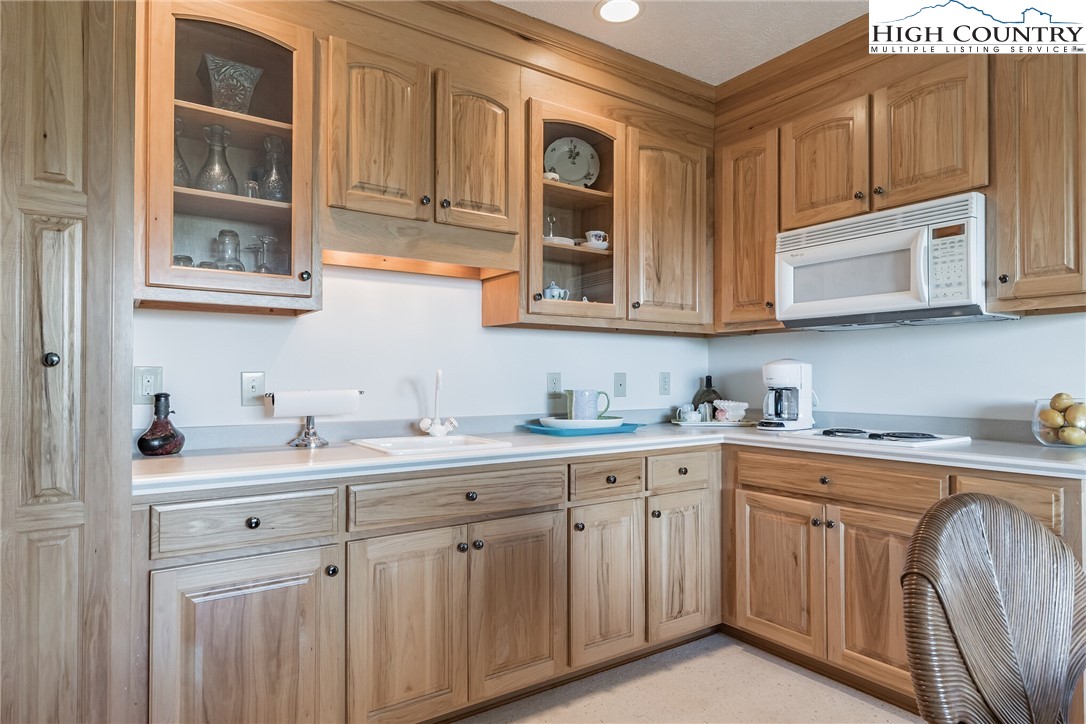 427 Rambling Road Blowing Rock, NC 28605 - Photo 31 of 50 Gallery Image 31
