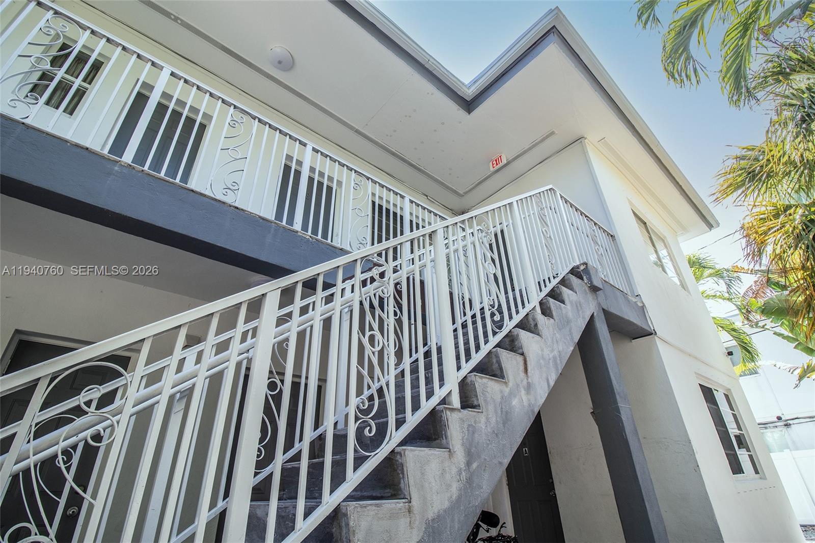 8430 Harding Avenue, Unit 8 Miami Beach, FL 33141 - Photo 5 of 60