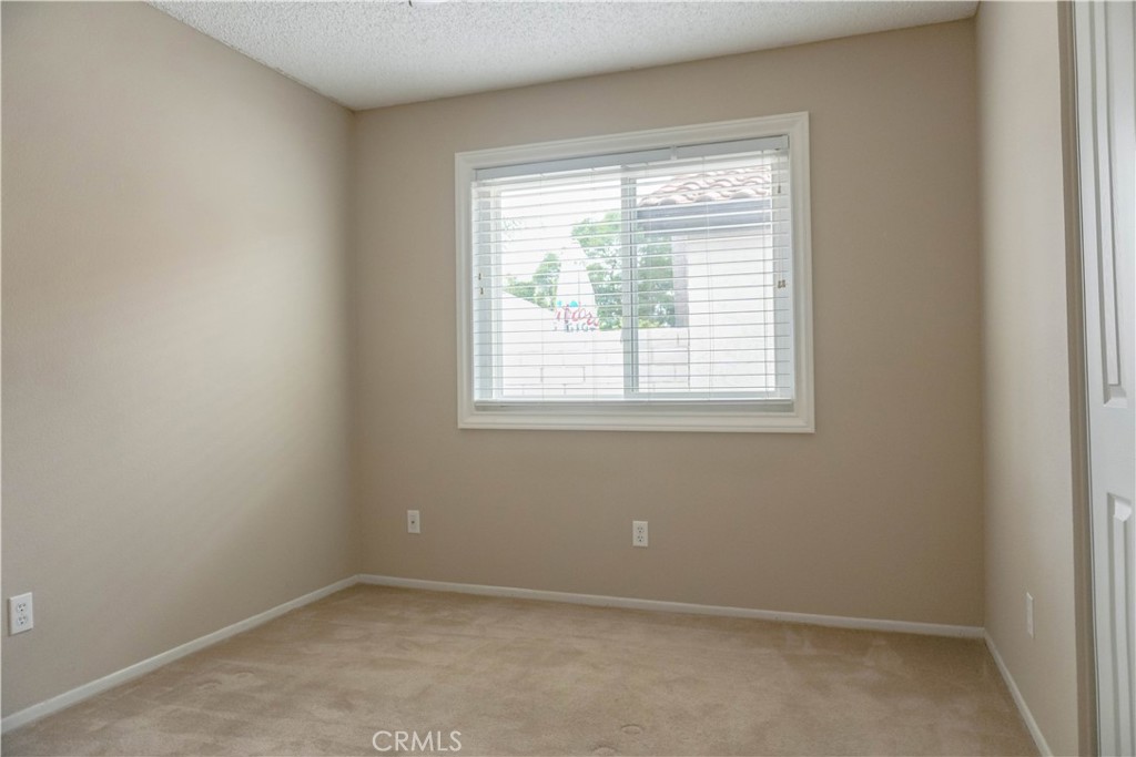 255 Flame Tree Place Oceanside, CA 92057 - Photo 12 of 18 Bedroom 2