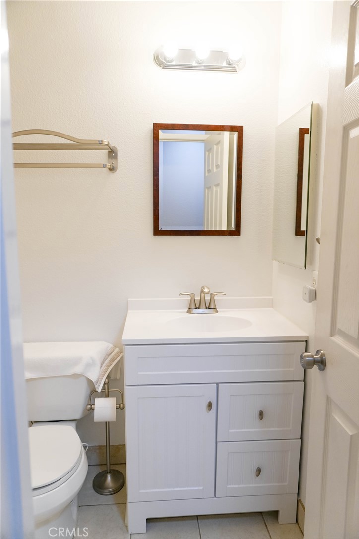 255 Flame Tree Place Oceanside, CA 92057 - Photo 14 of 18 Hall Bathroom