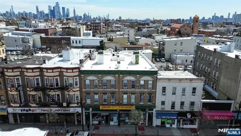 $1,698,000 | 814-816 Summit Avenue, Union City, NJ 07087