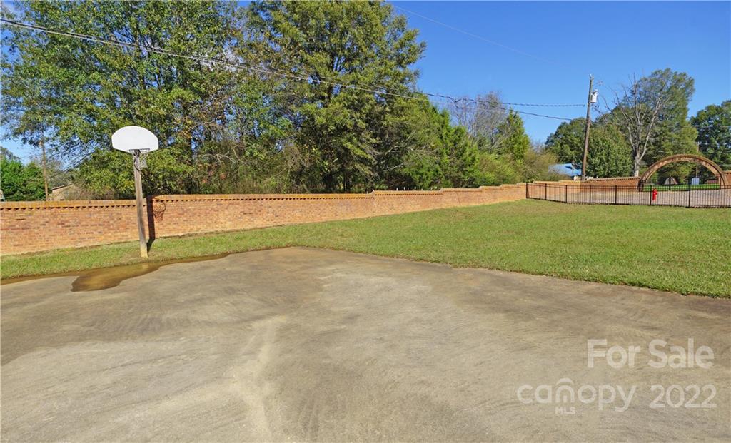 4887 County Home Road, Unit A1J2 Conover, NC 28613 - Photo 14 of 28 a view of a park
