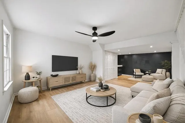 $700,000 | 5250 Pikes Peak Court, Marietta, GA 30062