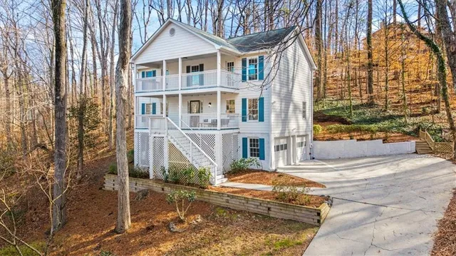 $700,000 | 5250 Pikes Peak Court, Marietta, GA 30062