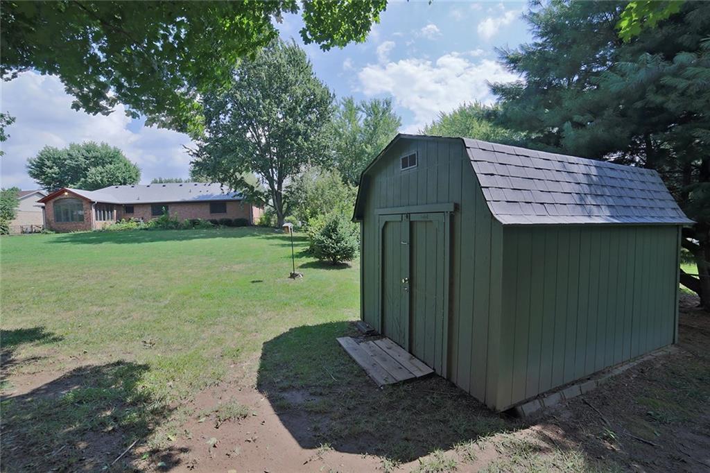 1920 Sandhill Road Indianapolis, IN 46217 - Photo 34 of 39 Gallery Image 34