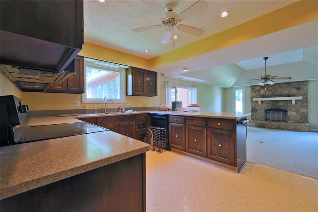 1920 Sandhill Road Indianapolis, IN 46217 - Photo 9 of 39 Gallery Image 9
